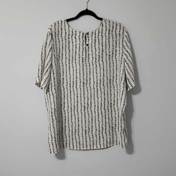 K.C studio blouse - Picture 2 of 4